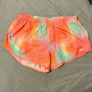 Nike running shorts - XL